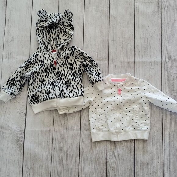 2 Carter's Sweatshirts 6m - Picture 1 of 5